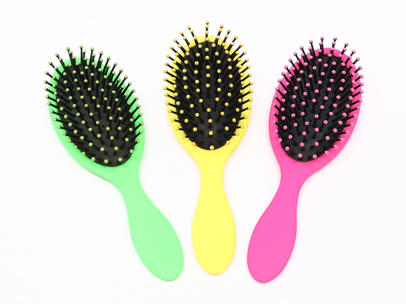Bàn chải gỡ rối massage đầu bằng silicon