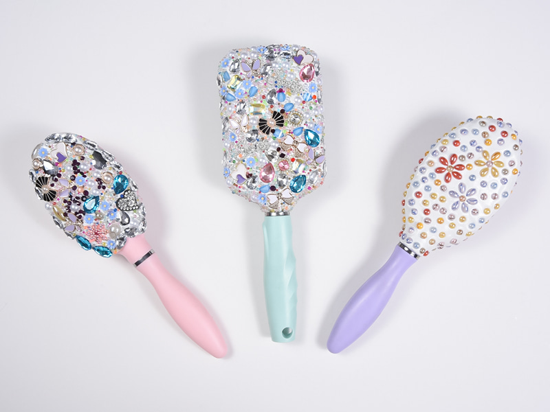 Bàn chải tóc gỡ rối trang sức hình bầu dục Bling